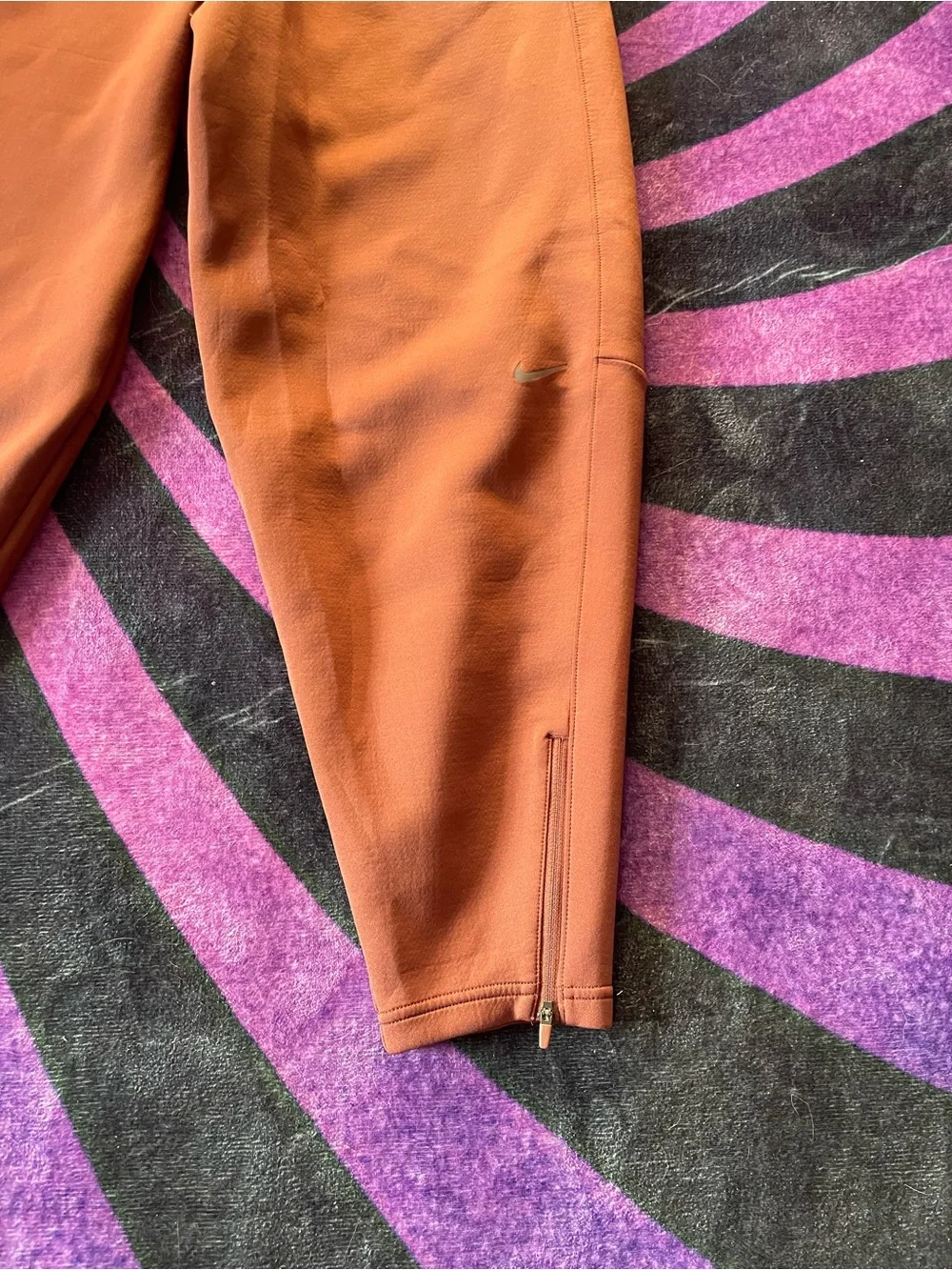 Women’s Nike Cropped Quarter-Zip Sweatshirt & Jogger Set